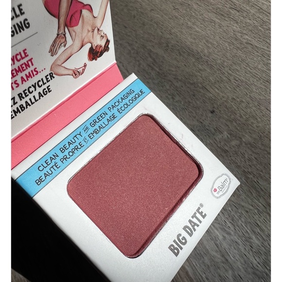 THEBALM COSMETICS
Big Date Blush - Picture 2 of 6